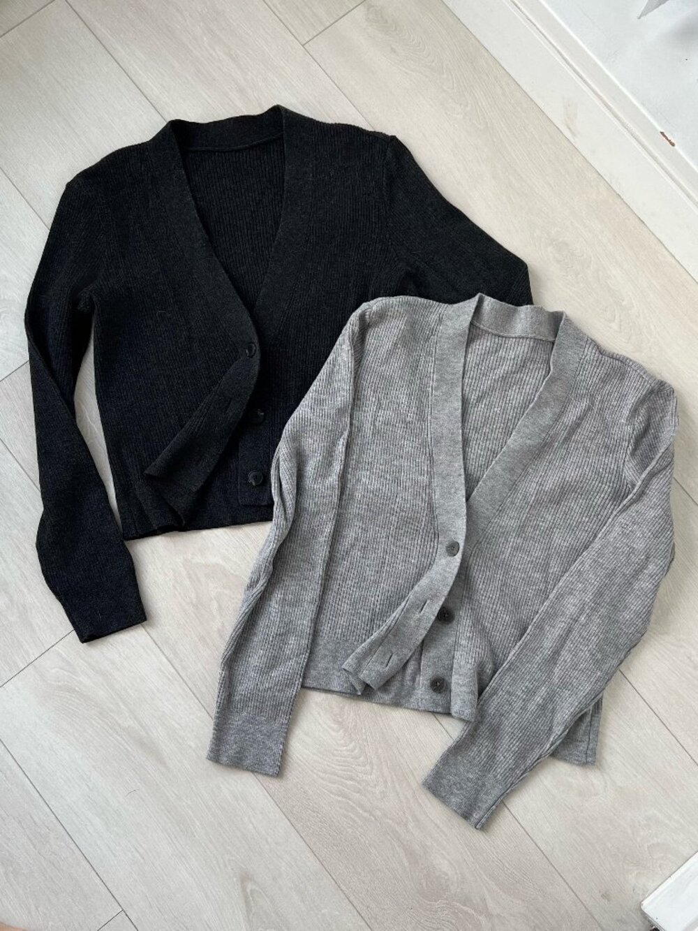 Uniqlo Washable Knitted Cardigans